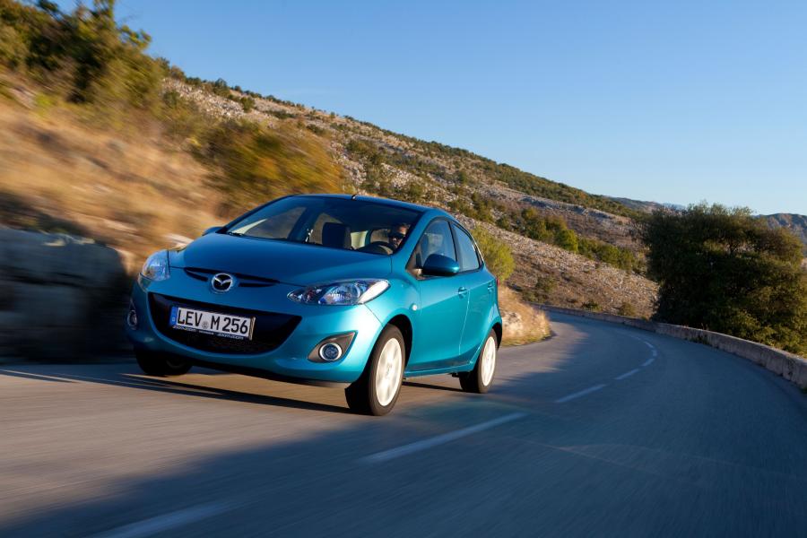  Mazda2 2010 года  (фото 78 из 183)